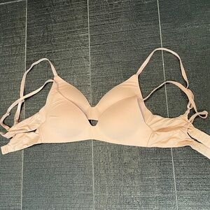 Victoria’s Secret - Lightly Lined Wireless Bra